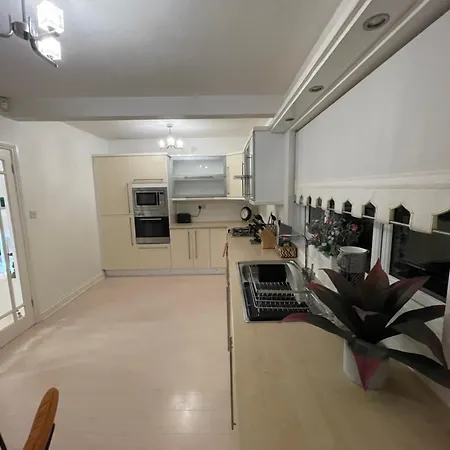 Σπίτι διακοπών Cosy & Private House - Free Parking, Nec, Airport, Bullring