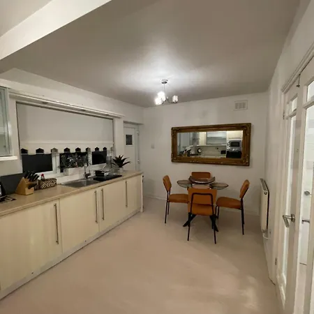 Cosy & Private House - Free Parking, Nec, Airport, Bullring Σπίτι διακοπών Μπέρμιγχαμ