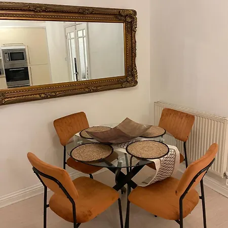 Σπίτι διακοπών Cosy & Private House - Free Parking, Nec, Airport, Bullring Μπέρμιγχαμ